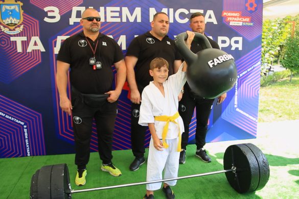 Яскраво, весело та феєрично! До Дня міста та Дня шахтаря в парку «Ювілейний» пройшов сімейний фестиваль