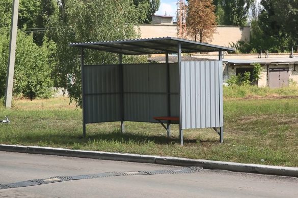 Старт покладено! У Покровській громаді цього року встановлять 8 зупинкових павільйонів