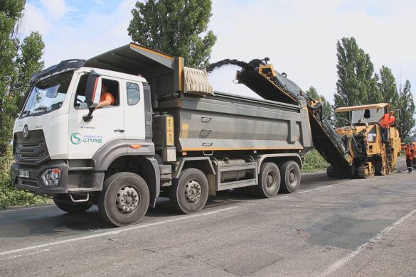 Буде ще одна ділянка хорошої дороги. Стартували роботи на автошляху М-30 в напрямку Дніпра