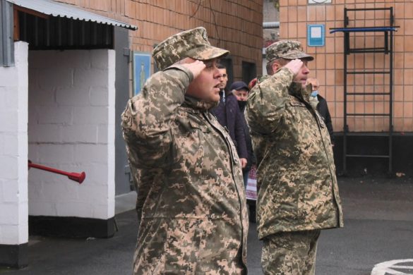 У Покровську привітали військовослужбовців з Днем захисників та захисниць України