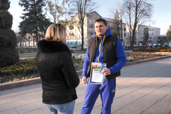 Особистий рекорд та «срібло» на Чемпіонаті світу. Чергова перемога нашого гирьовика Леона Білицького