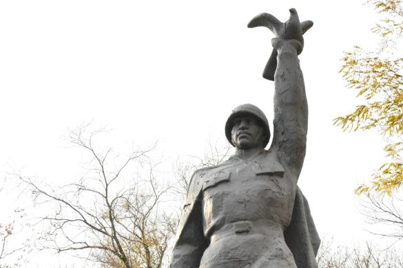 У Покровську відзначили 77-му річницю визволення України від фашистських загарбників