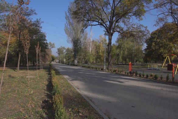 Реконструкція у понад два роки. Як виглядає парк імені Гагаріна у Мирнограді та що думають про нього місцеві жителі?