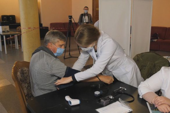 Плюс ще один пункт вакцинації. Щодня покровчан чекають на щеплення у Палаці культури