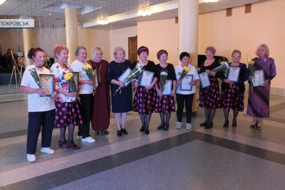 Свято «золотого фонду» громади. У Покровську пройшов захід до Дня людей похилого віку