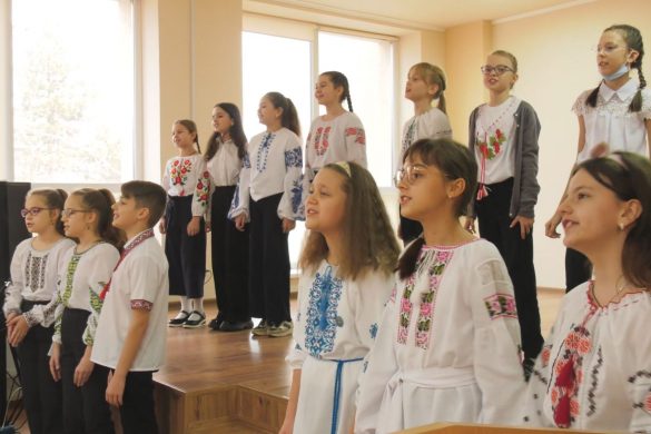 Влиття в шкільну родину. У Покровській БПГ відбулась посвята в гімназисти