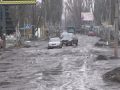 Доменний шлак - єдине спасіння. Комунальники почали підсипати найбільш проблемні ділянки доріг