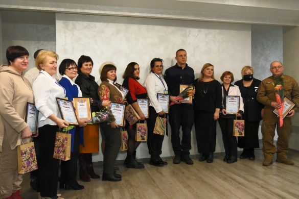Про добрі справи - привселюдно. Покровський терцентр звітував про роботу в бібліотеці