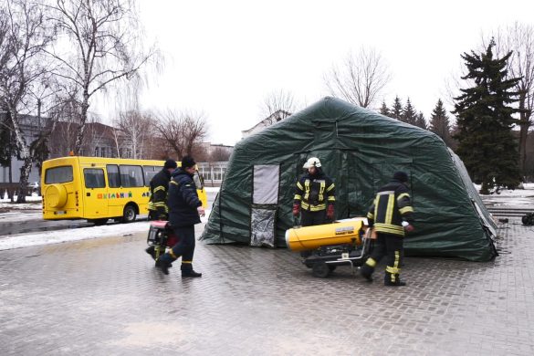 Увага, навчання! Діям у випадку евакуації населення вчились рятувальники, поліцейські та цивільні
