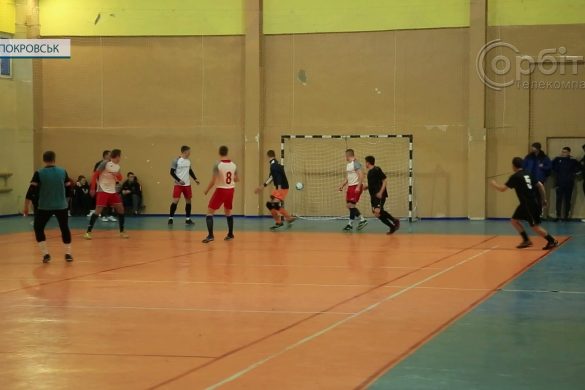 Далі піде - найкращий! Відбувся відкритий зимовий чемпіонат з футзалу серед промислових підприємств