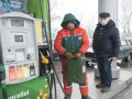Запаси є та чи надовго? На заправках, де є паливо, величезні черги