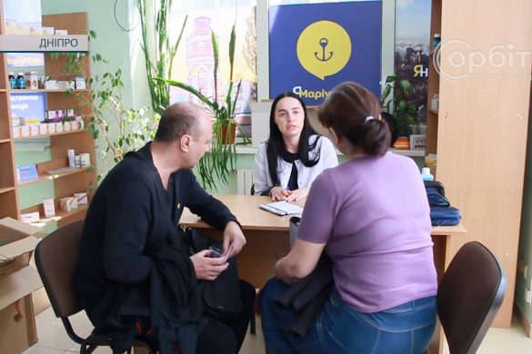 З-під обстрілів – на допомогу іншим. У Дніпрі працює психологічний хаб «Я Маріуполь»