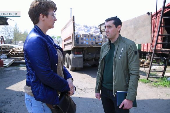 Покровському району - від офісу Президента: розвантажують швидко, розподіляють оперативно