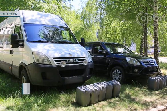 «Honda» - від волонтерів, «Iveco» - від мотоспортсменів. ТРО отримала автівки та паливо