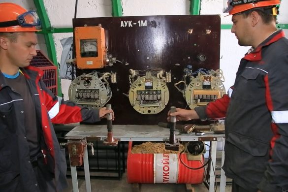 Теорія - в класі, практика – на унікальному полігоні. Як на ШУ «Покровське» навчають майбутніх гірників