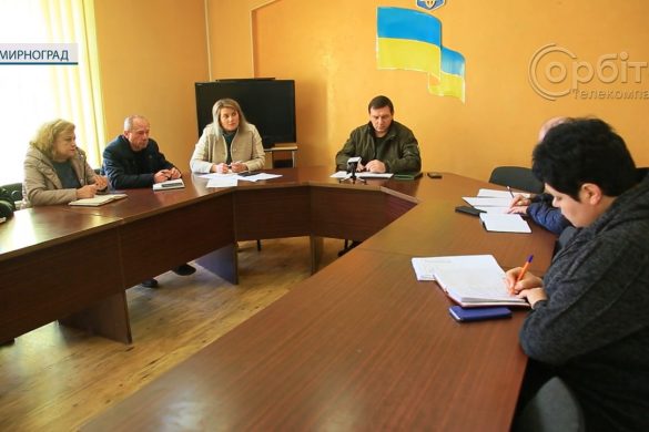 Відключать від опалення. У Мирнограді вирішували, що робити зі злісними розбирачами води із системи