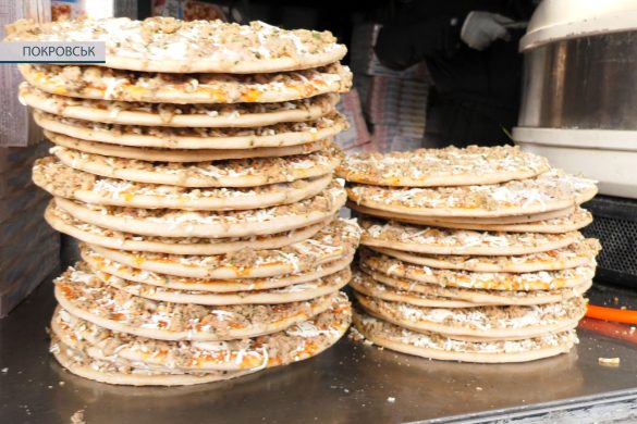 Італійська піца від шотландців. До Покровська завітали волонтери з Великої Британії