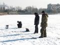 Відпочинок на морозі. На покровських водоймах повно любителів зимової рибалки