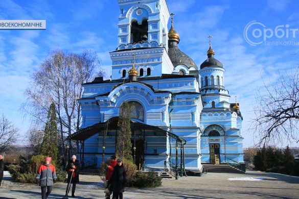 Нічого святого. Росіяни обстріляли Новоекономічне. Пошкоджено 110-річний храм Різдва Пресвятої Богородиці