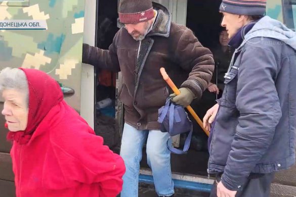 «Білий янгол» евакуює з-під обстрілів жителів Часового Яру