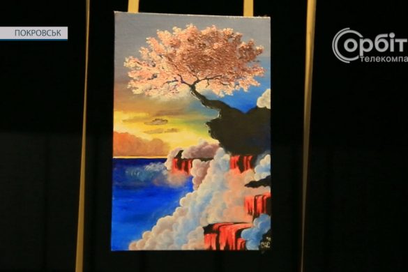 Покровчанка Світлана Скітікова організувала персональну виставку картин