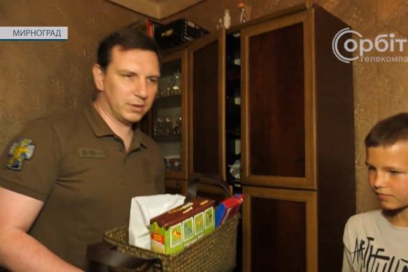 Дітей загиблих Героїв відвідали представники Мирноградської МВА