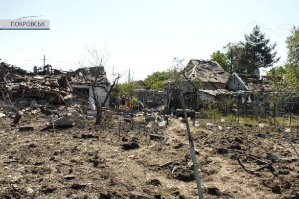 Обстріл Покровська 21 червня: осколкові поранення мирних жителів та зруйновані будинки