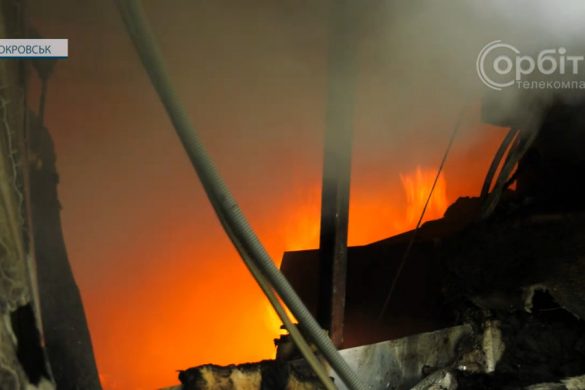 У мікрорайоні «Шахтарський» вигорів майже весь ряд торгових павільйонів