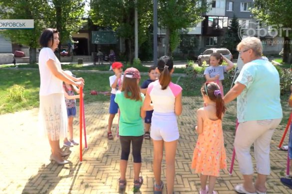 Веселощі та забавки просто неба: фахівці Центру соцслужб влаштовують активності для дітей