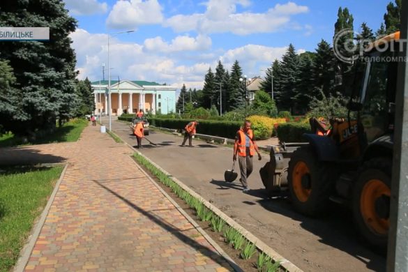 Спекотне Білицьке: повернення городян, ремонт доріг та напої від юних бізнесменів