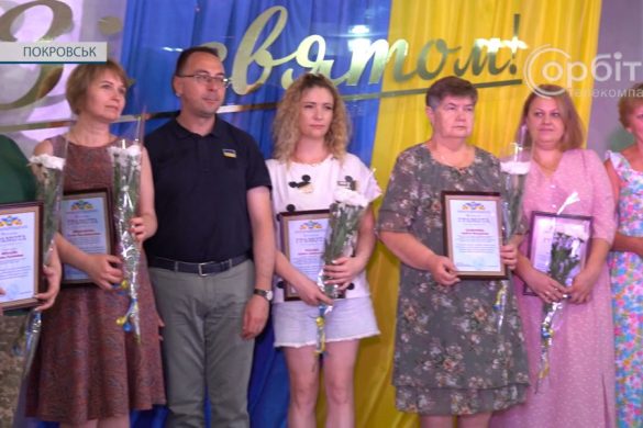 Медичних працівників Покровської громади привітали із професійним святом