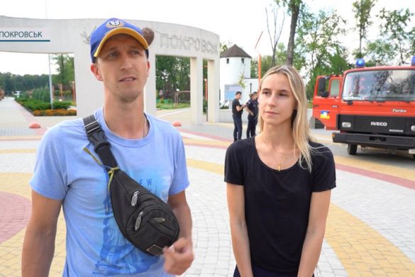 Разом ми - сила. Покровські рятувальники отримали спецавтомобіль від німецьких благодійників