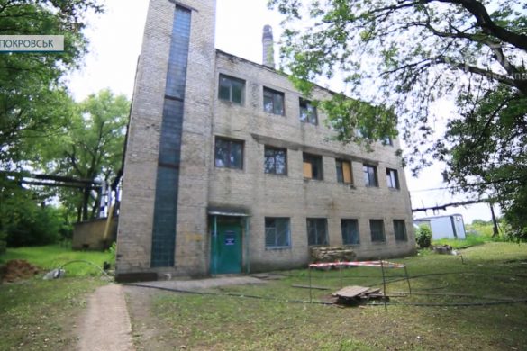 Селище Динасового заводу готують до осінньо-зимового періоду