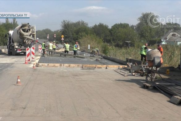 Таких масштабних робіт не було давно: у с. Святогорівка ремонтують дорогу