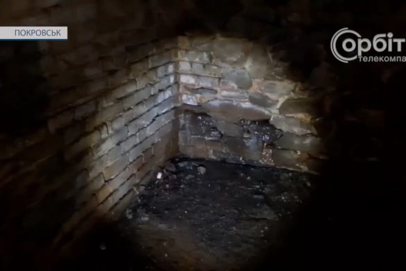 Каналізація у підвалі. По вулиці Таманова в облаштоване укриття течуть стоки