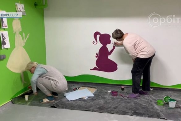 Покровські майстрині реалізували проєкт з художнього розпису стін в одному з укриттів міста