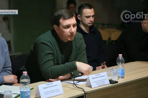 Облік жителів і вуличне освітлення. Юрій Ключка зустрівся із головами ОСББ та старшими будинків