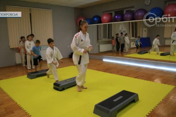 Маріупольська каратистка Анна Мирошніченко розпочала тренерський шлях у Покровську