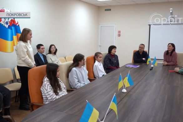 Обдаровані діти Покровської громади поспілкувались з керівниками МВА