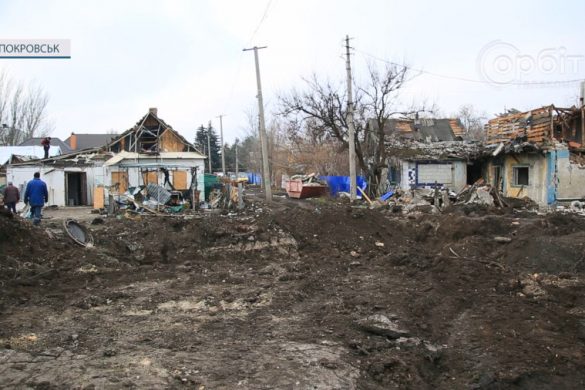 Нажите роками - втрачене за мить. У Покровську ліквідовують наслідки обстрілу 31 грудня