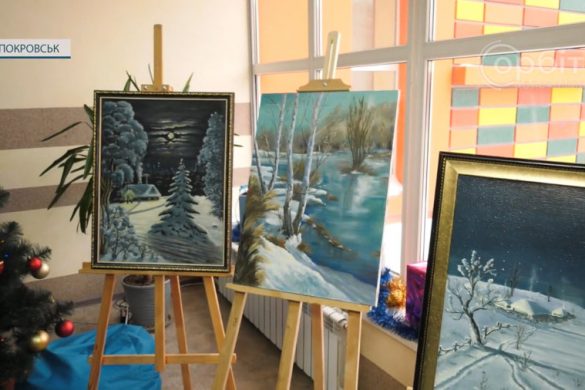 Щоб хоч на хвильку забули про погане: Анатолій Нікітін презентував виставку картин