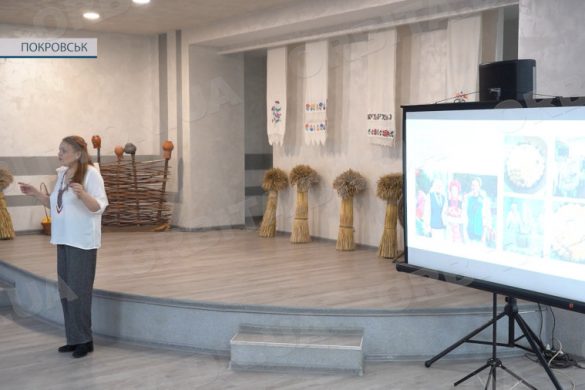 12 місяців - 12 традиційних танців. На Донеччині дбають про нематеріальну культурну спадщину