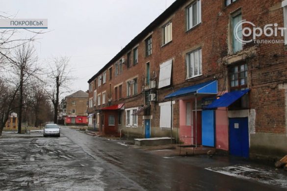 Мирний Покровськ посеред ночі знову обстріляла російська армія