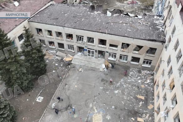 І знову в житловий сектор. У ніч з 2 на 3 березня по Мирнограду ворог вдарив 4 ракетами