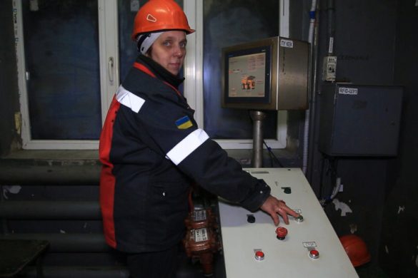 Бункеровщиця ЗФ «Свято-Варваринська» Любов Васяєва – жіночна і на «чоловічій» роботі