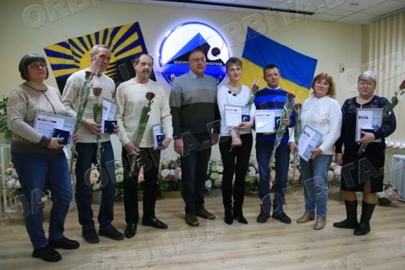 Команда професіоналів, яка в змозі досягати амбітної мети. ЗФ «Свято-Варваринська» - 15 років!