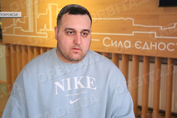 Пережив полон та знущання. Захисник Артур Біленко повернувся працювати на ШУ «Покровське»