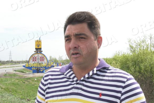 Стелу на в’їзді на Донеччину пофарбовано: добра справа чи стирання пам’яті?
