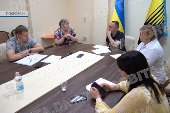 Питання комунальні та матеріальні: жителі Покровської ТГ прийшли на прийом до Сергія Добряка