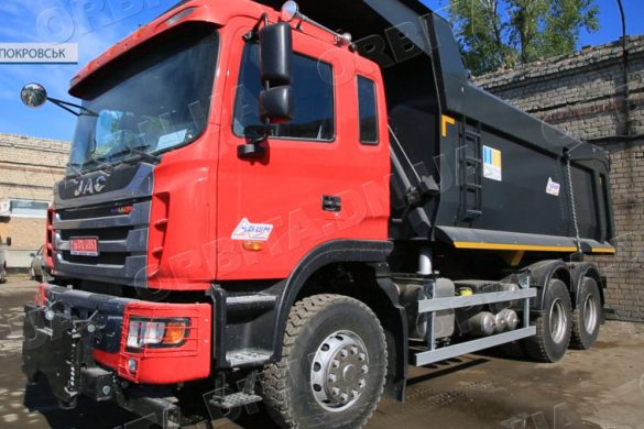 Аби Покровськ був охайним, КП «БКП» отримало нову комунальну техніку